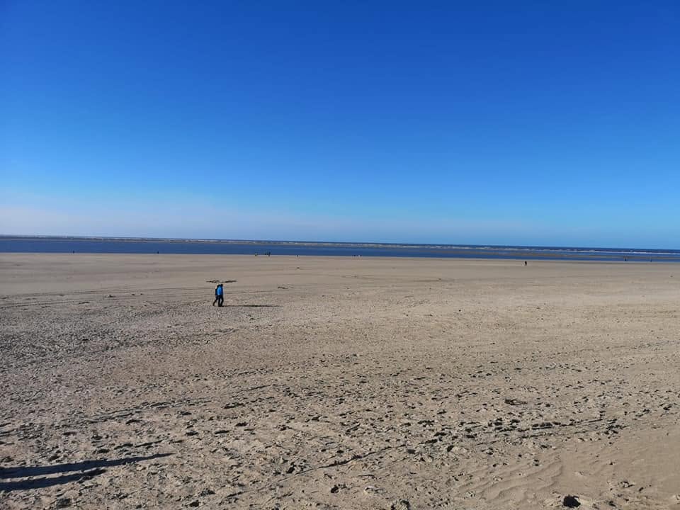 Weiter Sandstrand an der Nordsee bei Bensersiel